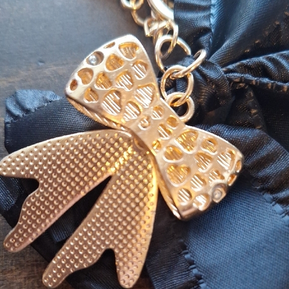 Elegant Black and Gold Bow Bag Charm - Picture 4 of 5